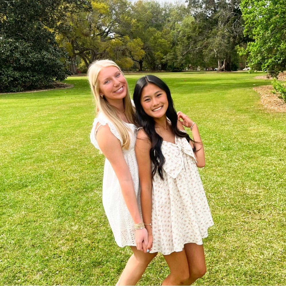 Meet your Posher, Hali